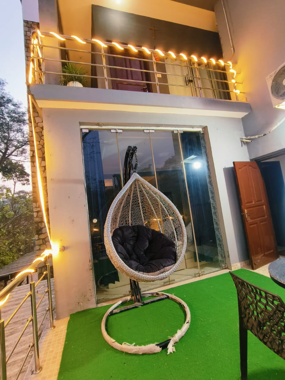 Midwood Bridge stay in Dehradun