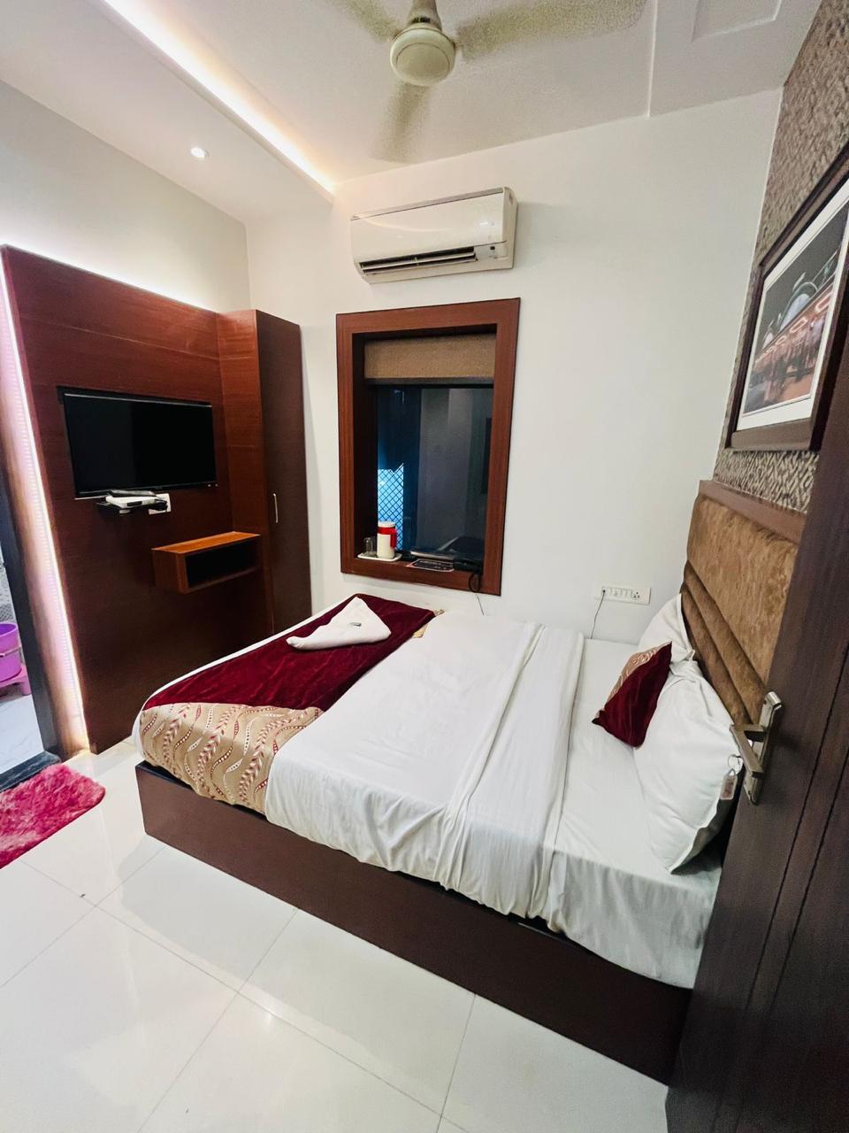 Hotel Goel Inn accommodation Prayagraj